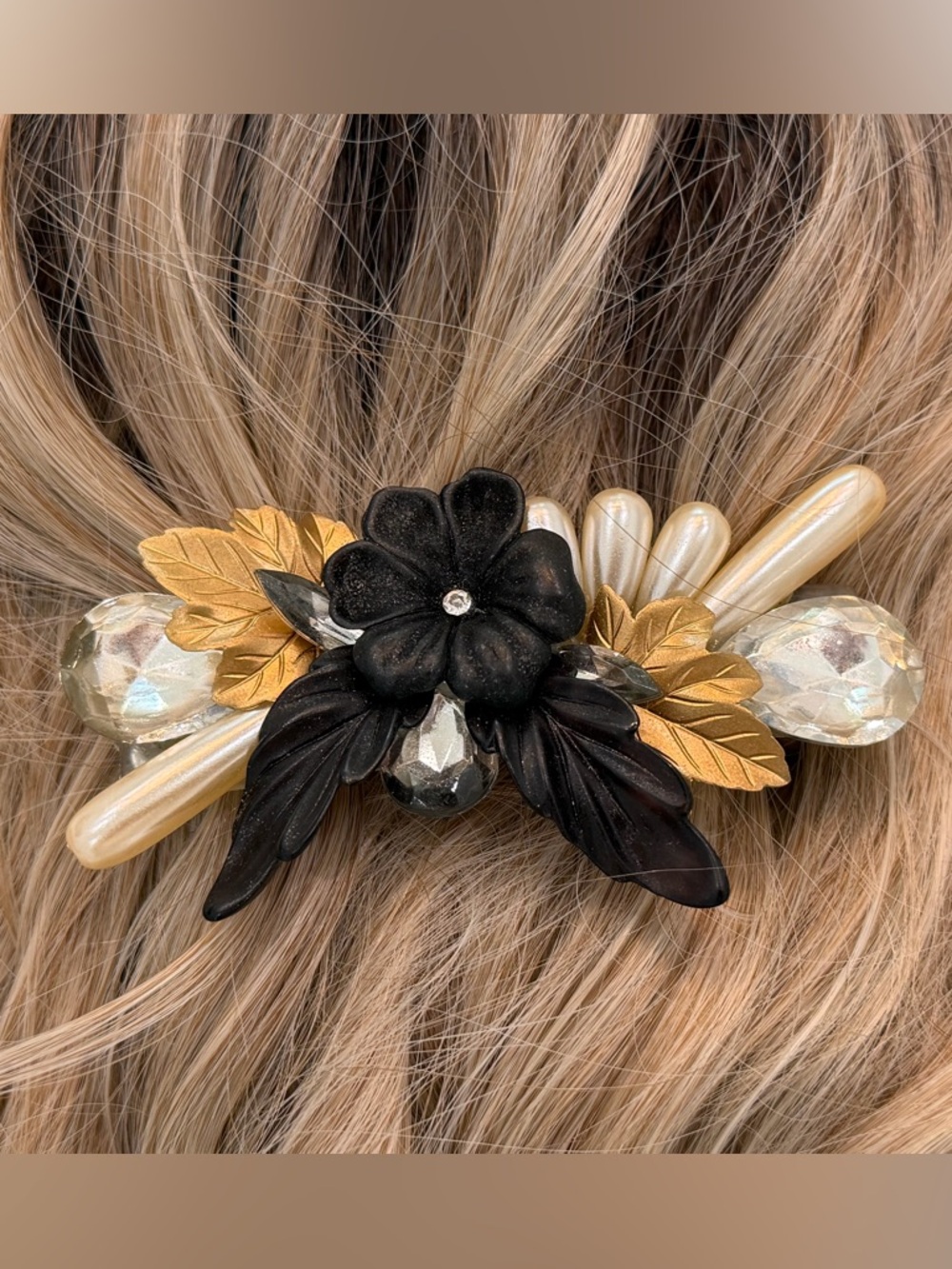 Romantic Vintage-Style, Elegant Black/Goldtone Floral Hair Clip w/ Pearl Accents